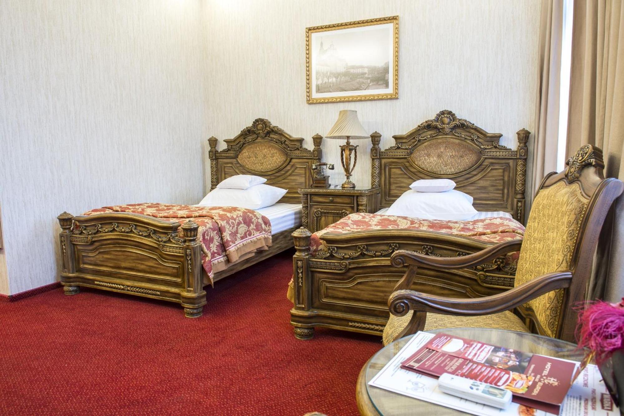 Hotel Europa กาลิช ภายนอก รูปภาพ