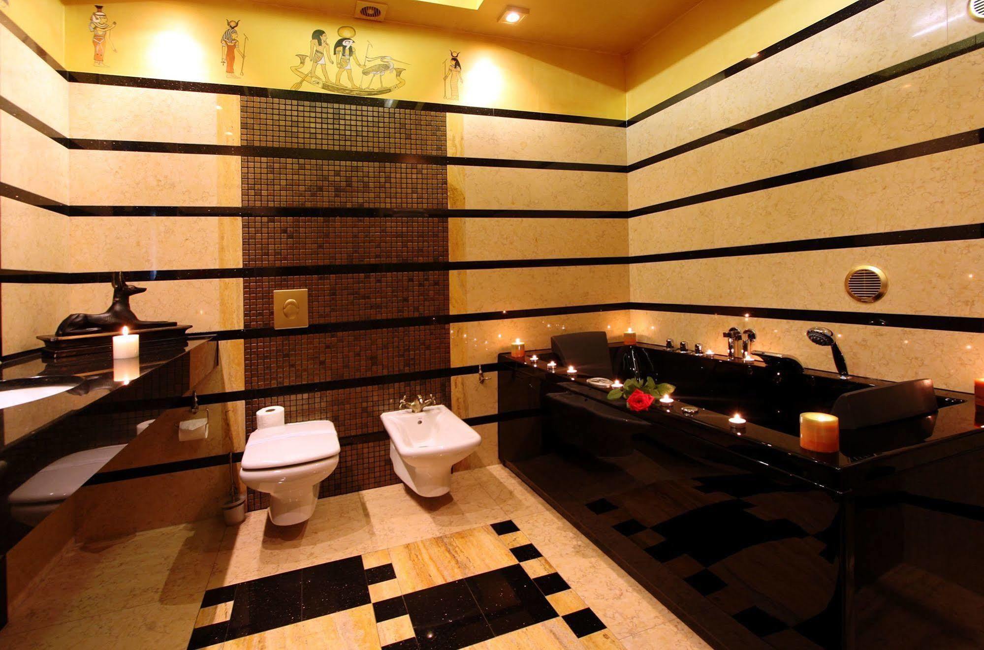 Hotel Europa กาลิช ภายนอก รูปภาพ