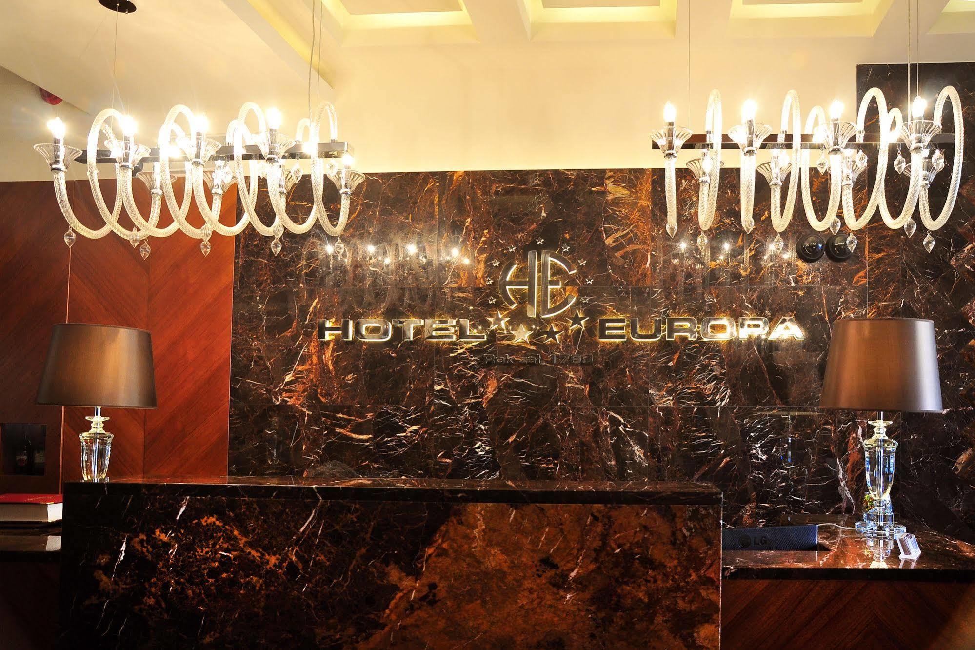 Hotel Europa กาลิช ภายนอก รูปภาพ