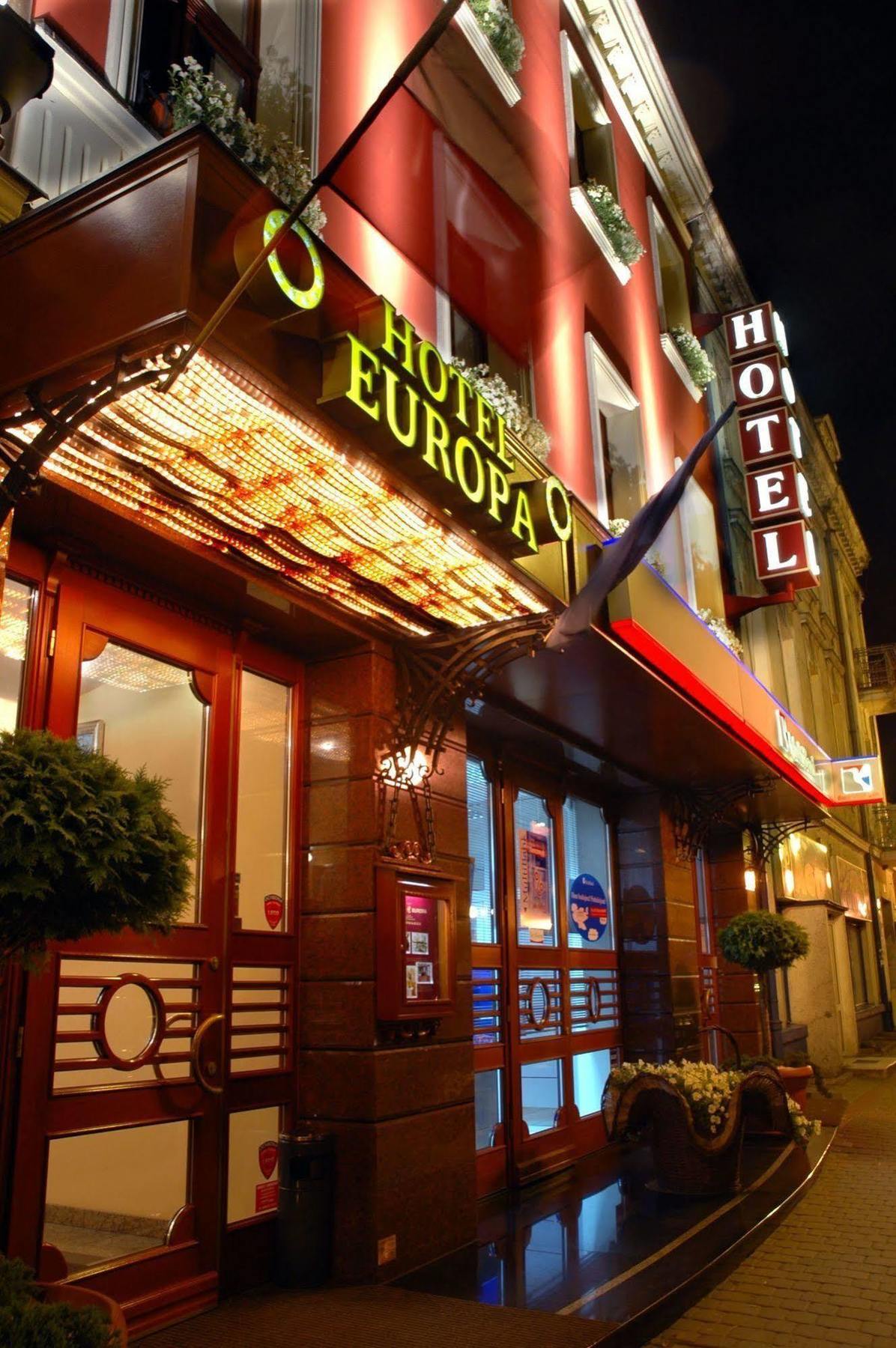Hotel Europa กาลิช ภายนอก รูปภาพ